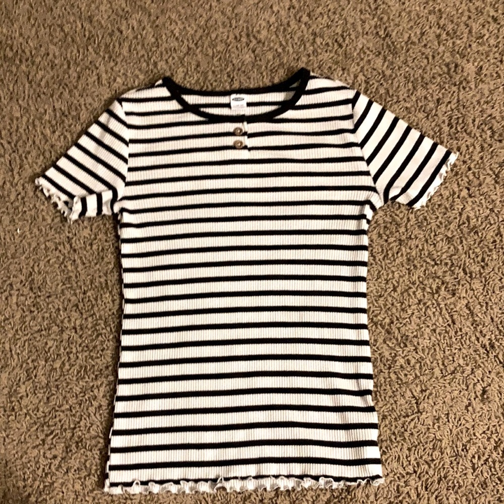 Girls old navy 10-12 shirt